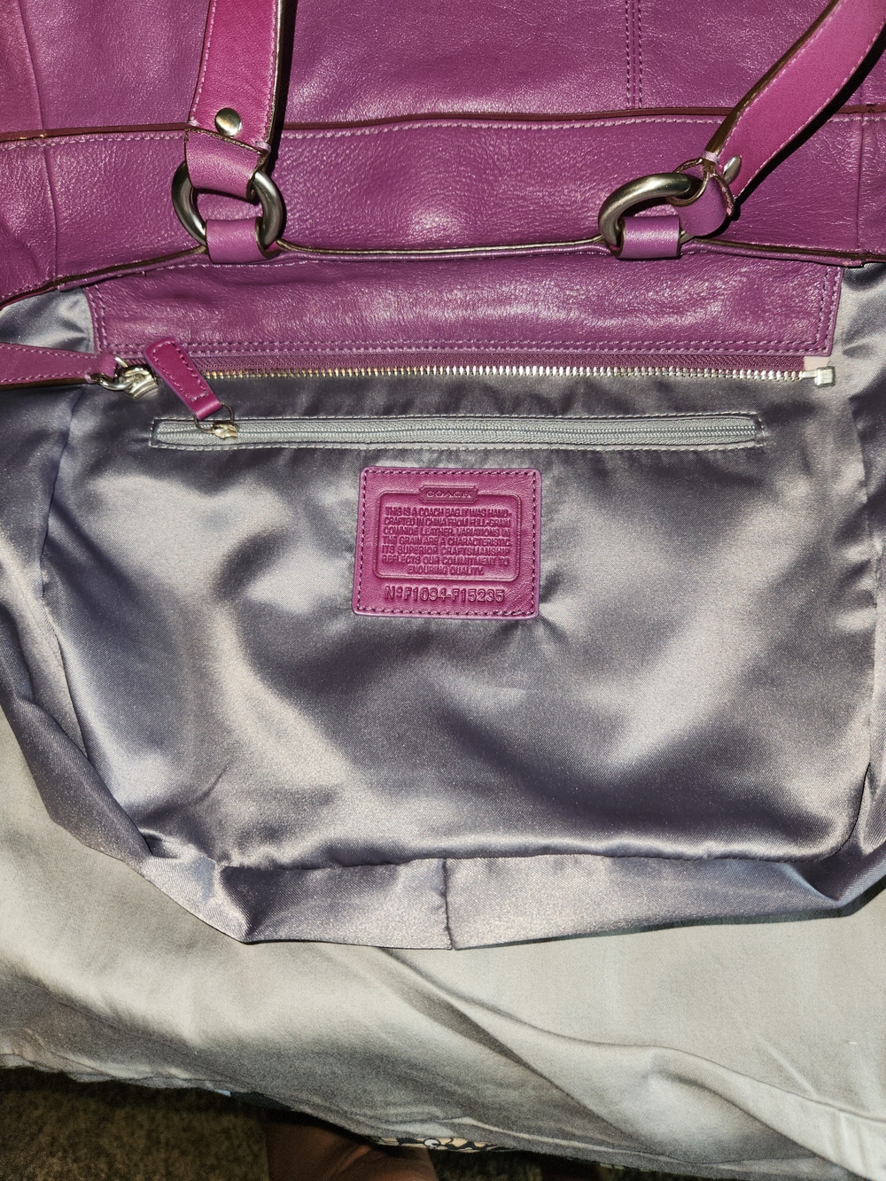 Coach Studded Hobo Shoulder Bag / East West Tote.
F15235 - Picture 11 of 11